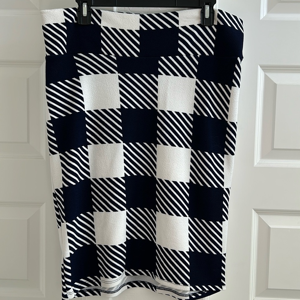 Lularoe Plaid Cassie Skirt L